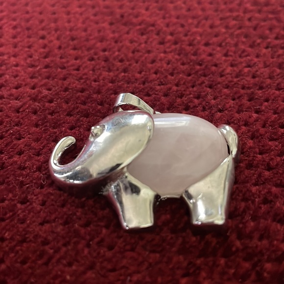 Rose quarts Elephant Pendant Handmade NWOT - Picture 2 of 6